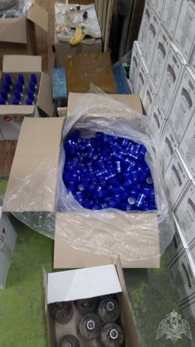 При содействии екатеринбургского ОМОН изъято 14 тысяч литров контрафактной алкогольной продукции