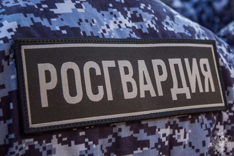 В Свердловской области сотрудники Росгвардии задержали подростков, подозреваемых в разбойном нападении