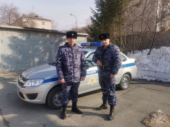 В Екатеринбурге росгвардейцы задержали гражданина, находящегося в федеральном розыске