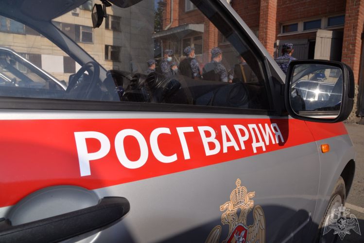 Свердловские росгвардейцы пресекли два факта хищений