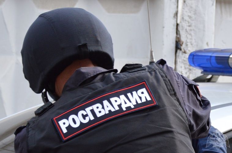 На Среднем Урале росгвардейцы задержали гражданина, находившегося в федеральном розыске по подозрению в преступлении 
