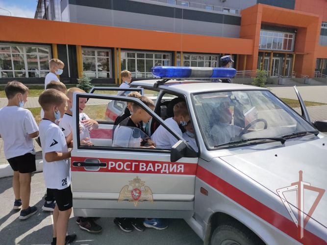 На Среднем Урале продолжается ведомственная акция «Каникулы с Росгвардией»
