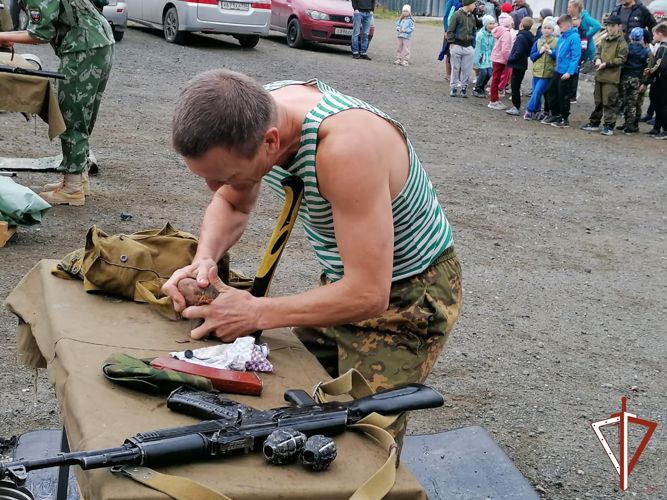 На Среднем Урале сотрудники вневедомственной охраны с семьями приняли участие в ежегодном турнире «Кубок поколений»