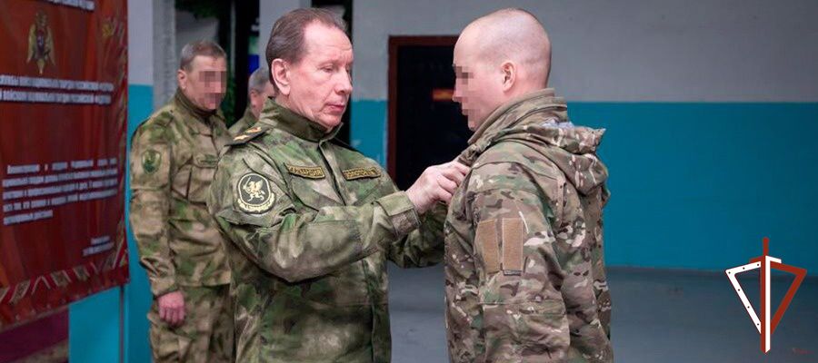Директор Росгвардии проверил подразделения ведомства в Луганской Народной Республике