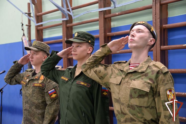 На Среднем Урале дан старт мероприятиям, посвященным Дню защитника Отечества