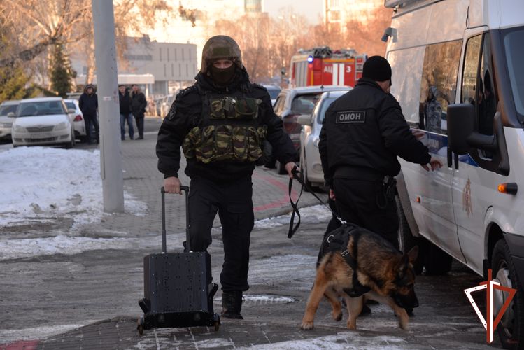 Межведомственная антитеррористическая тренировка с участием Росгвардии прошла в Екатеринбурге