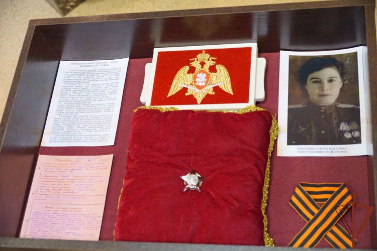 Росгвардейцы передали в музей Орден Красной Звезды ветерана ВОВ, найденный в зоне СВО