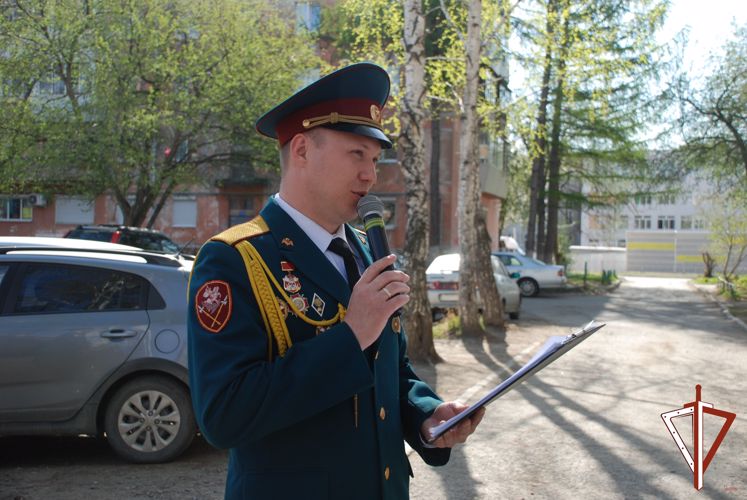 В Свердловской области дан старт ведомственной акции Росгвардии «Парад у дома ветерана»