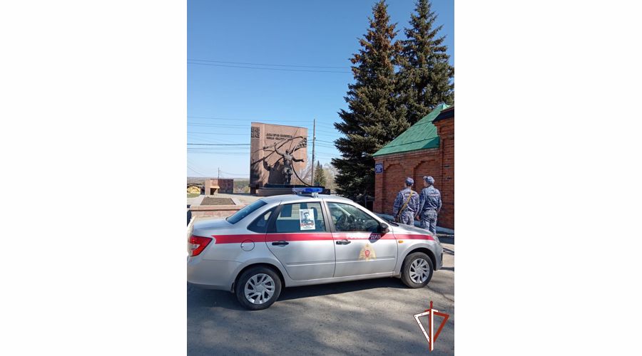 В Свердловской области росгвардейцы принимают активное участие в мероприятиях, приуроченных ко Дню Победы (видео)
