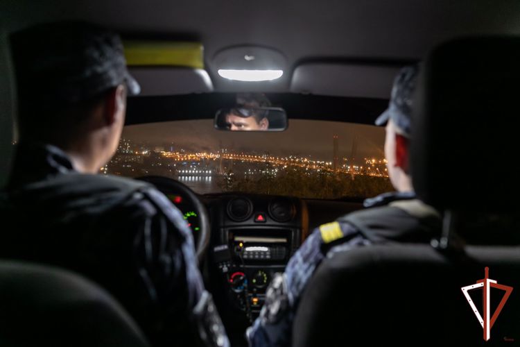 В Свердловской области росгвардейцы задержали подозреваемого в угрозе убийством