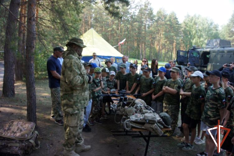 Для юных патриотов Свердловской области проходят мероприятия в рамах ведомственного проекта «Каникулы с Росгвардией»