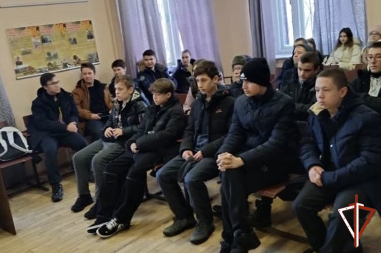Патриотические мероприятия ко Дню Героев Отечества продолжаются в Свердловской области