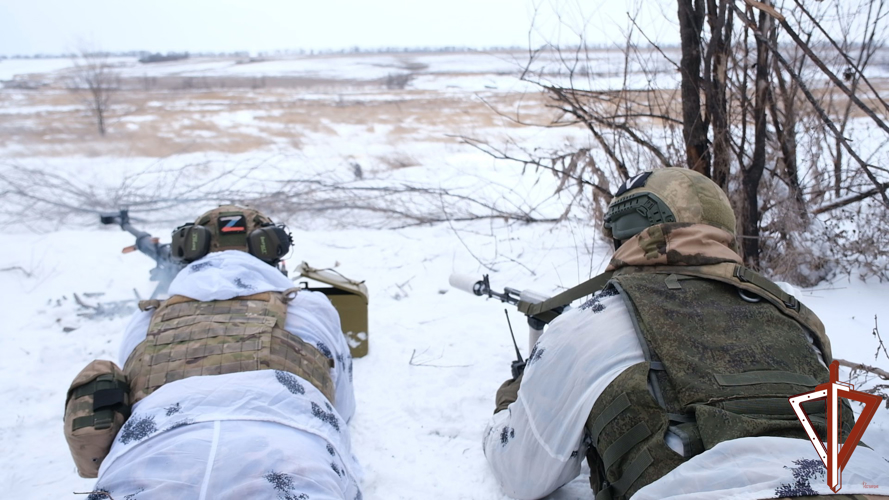 Росгвардия показала кадры боевой подготовки спецназа ведомства в ЛНР (видео)
