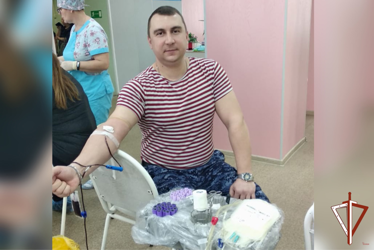 Всероссийскую ведомственную донорскую акцию «От сердца к сердцу» поддержали росгвардейцы на Среднем Урале