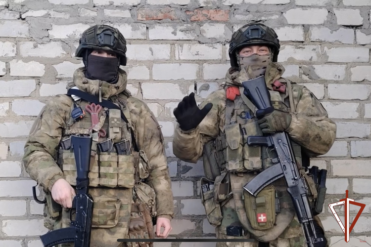Росгвардейцы — участники СВО поблагодарили ребят Свердловской области за письма поддержки (видео)