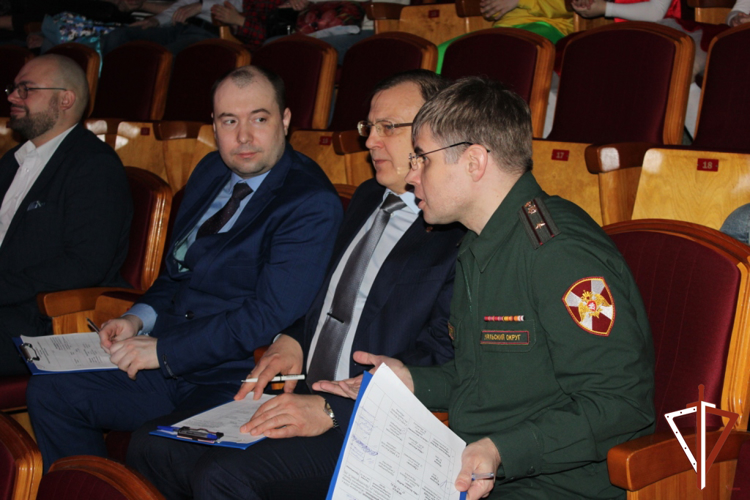Дети росгвардейцев стали победителями регионального этапа всероссийского фестиваля-конкурса «Хрустальные звездочки» в Екатеринбурге