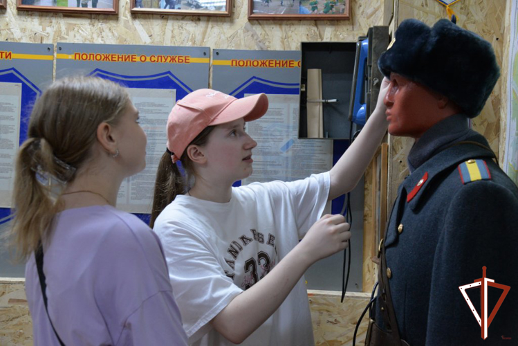 В Свердловской области продолжается ведомственная акция «Каникулы с Росгвардией»
