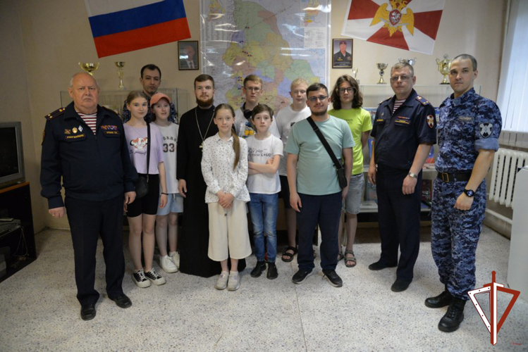 В Свердловской области продолжается ведомственная акция «Каникулы с Росгвардией»
