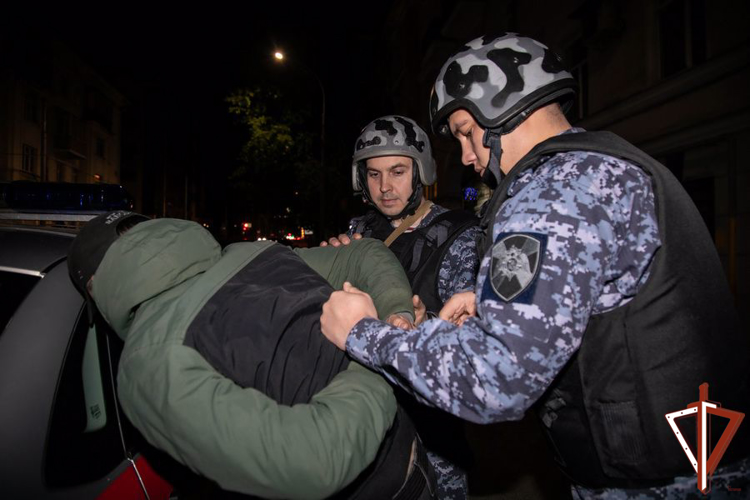 На Среднем Урале росгвардейцы задержали подозреваемого в умышленном причинении вреда здоровью