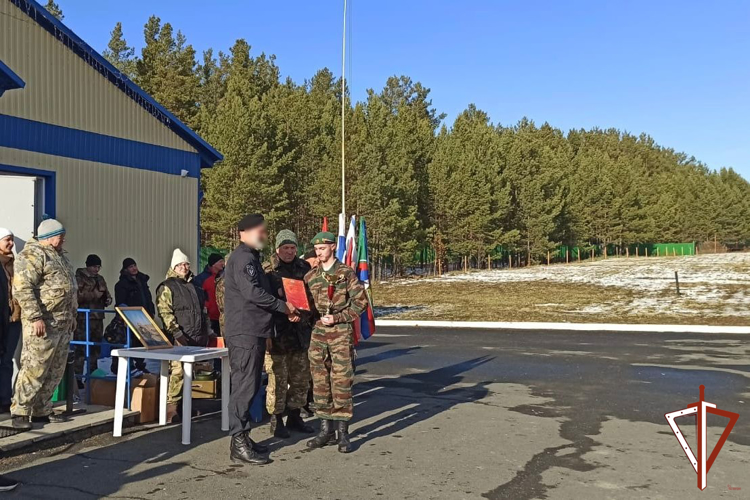В Свердловской области состоялся военно-спортивный турнир памяти сотрудника ОМОН 