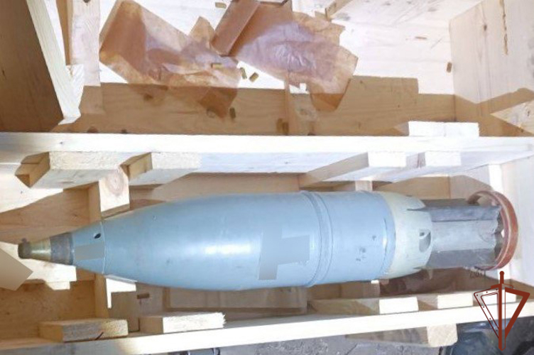 Скрытый полевой склад с боеприпасами обнаружили разведчики Росгвардии и сотрудники ФСБ в ЛНР