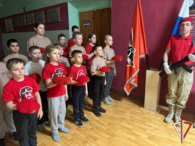 В Екатеринбурге почтили память офицера СОБР – Героя России Владимира Ласточкина