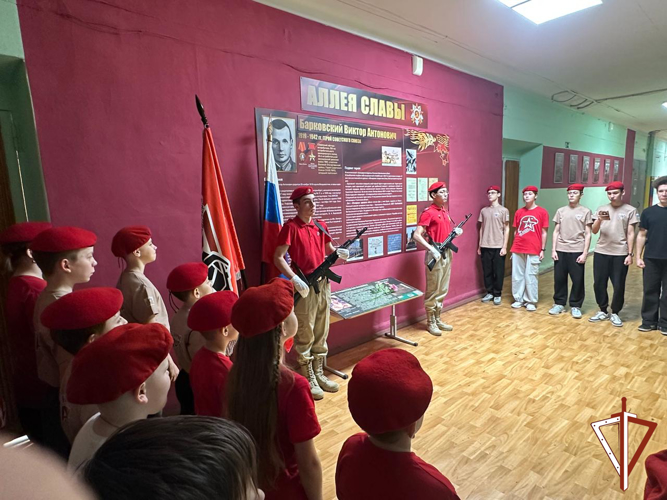 В Екатеринбурге почтили память офицера СОБР – Героя России Владимира Ласточкина