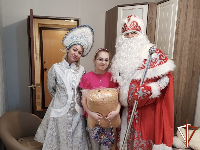 Марафон поздравлений Деда Мороза специального назначения продолжается на Среднем Урале