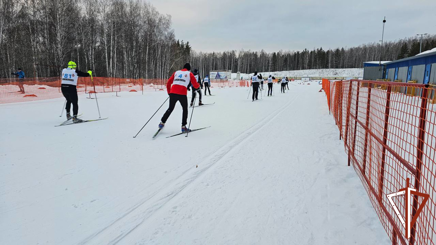 На Среднем Урале росгвардейцы приняли участие в состязаниях по военно-спортивному многоборью