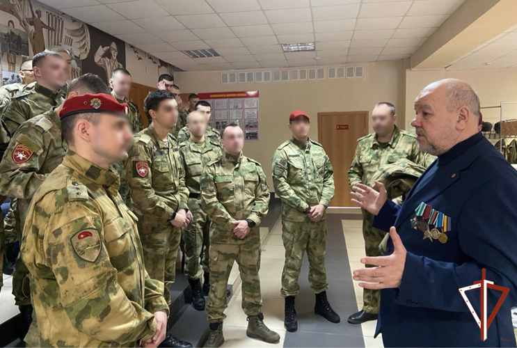 На Среднем Урале состоялась встреча военнослужащих Росгвардии с воином-интернационалистом