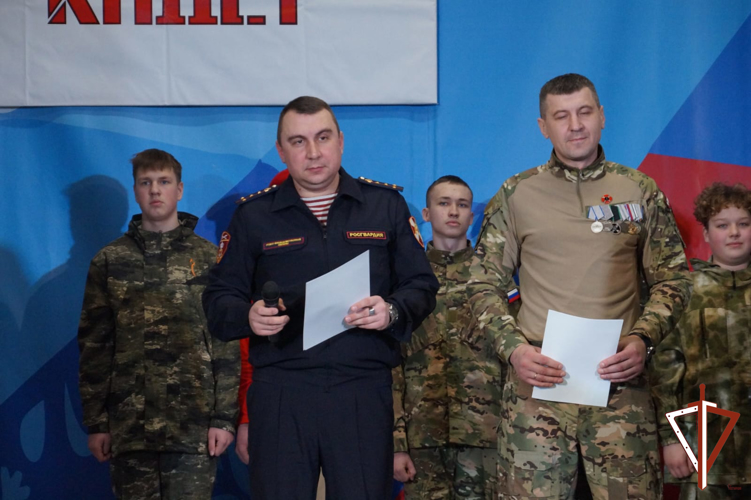 На Среднем Урале росгвардейцы приняли участие в судействе  фестиваля-смотра «Кадет -2025»