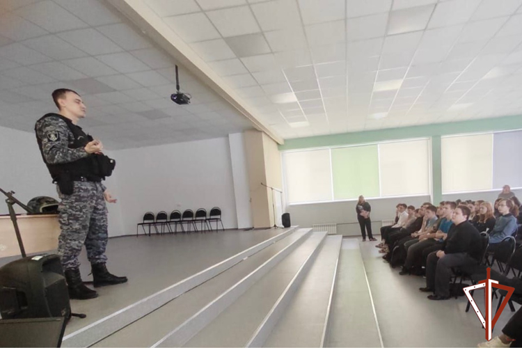 Марафон мероприятий Росгвардии в рамках ведомственной акции «Неделя мужества» продолжается на Среднем Урале 