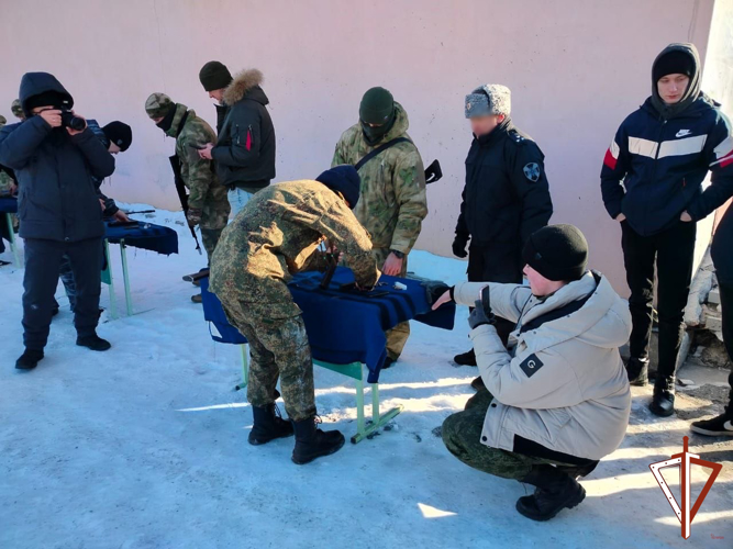 Патриотические мероприятия Росгвардии в рамках Года защитника Отечества продолжаются на Среднем Урале 