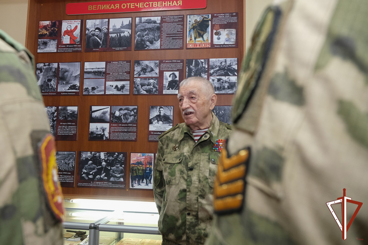 В преддверии 80-летия Великой Победы УФСБ России по ФСВНГ и Росгвардия на Урале презентовали проект «Дети войны»