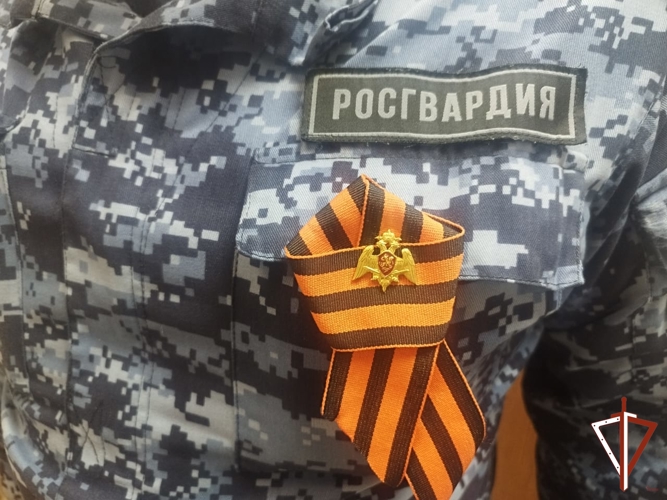 Росгвардия Свердловской области присоединилась к ежегодной акции «Георгиевская ленточка»