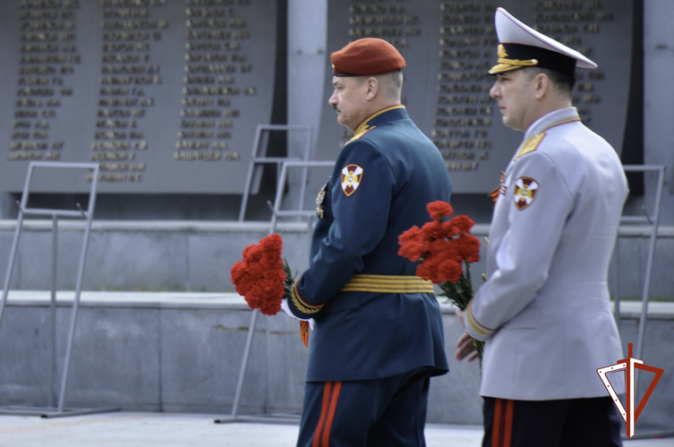 Военнослужащие Росгвардии приняли участие в параде Победы в Екатеринбурге 