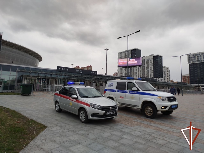 Росгвардия обеспечила правопорядок на матче Футбольной Первой лиги в Екатеринбурге