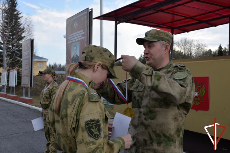 В Свердловской области состоялся чемпионат территориального Управления Росгвардии по стрельбе из боевого ручного стрелкового оружия 