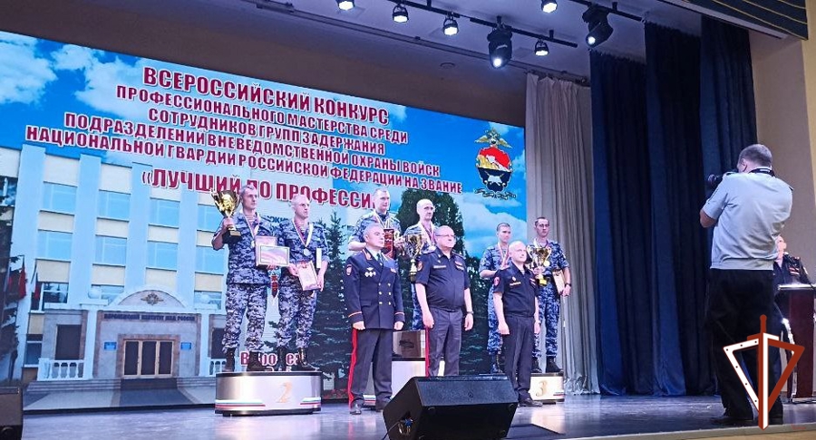 Уральские росгвардейцы стали победителями Всероссийского конкурса профмастерства среди сотрудников вневедомственной охраны