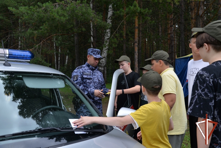 Ведомственная акция «Каникулы с Росгвардией» продолжается на Среднем Урале