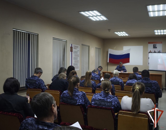 Сотрудники Управления Росгвардии по Свердловской области приняли участие во Всероссийской просветительской акции «Большой этнографический диктант»