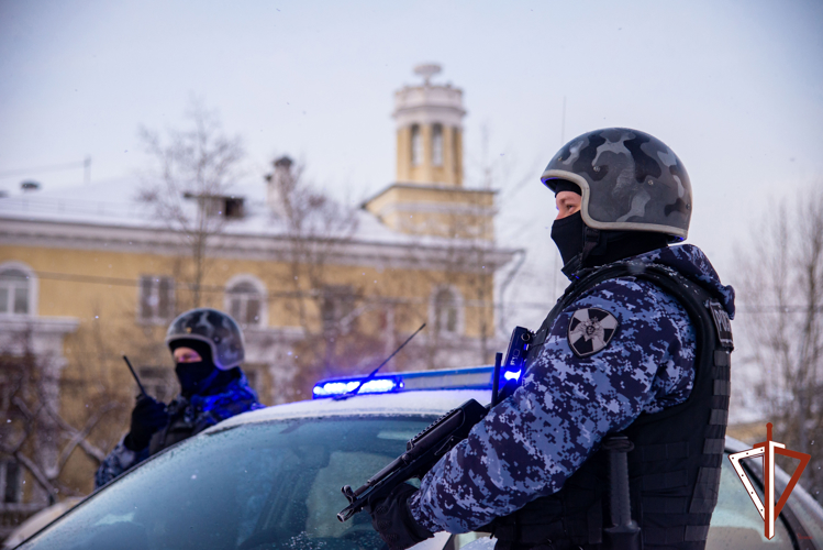 С участием Росгвардии в учебных заведениях Свердловской области прошли всероссийские антитеррористические учения 