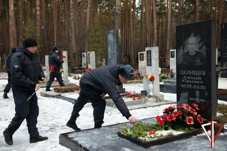 В ОМОН «Малахит» Управления Росгвардии по Свердловской области прошло торжественное мероприятие, посвященное Дню образования отряда