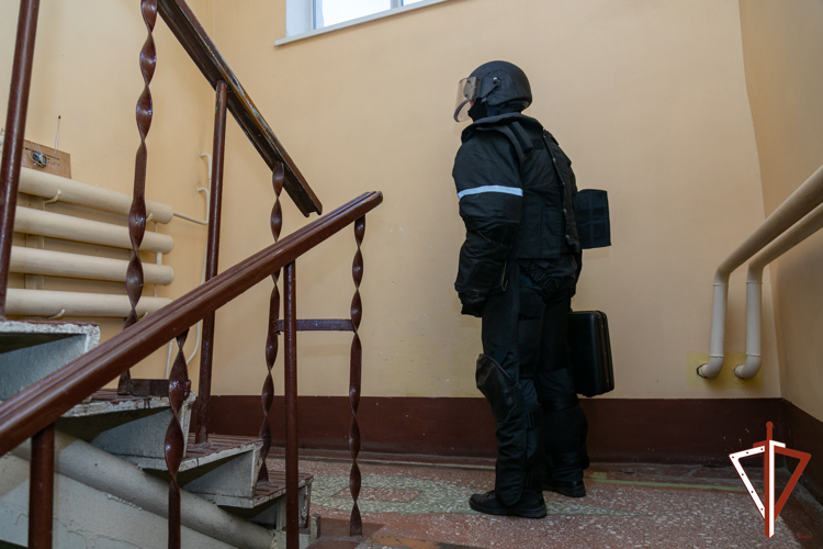 Инженерно-техническими подразделениями ОМОН Управления Росгвардии по Свердловской области проведено свыше 2 тысяч обследований за 2025 год