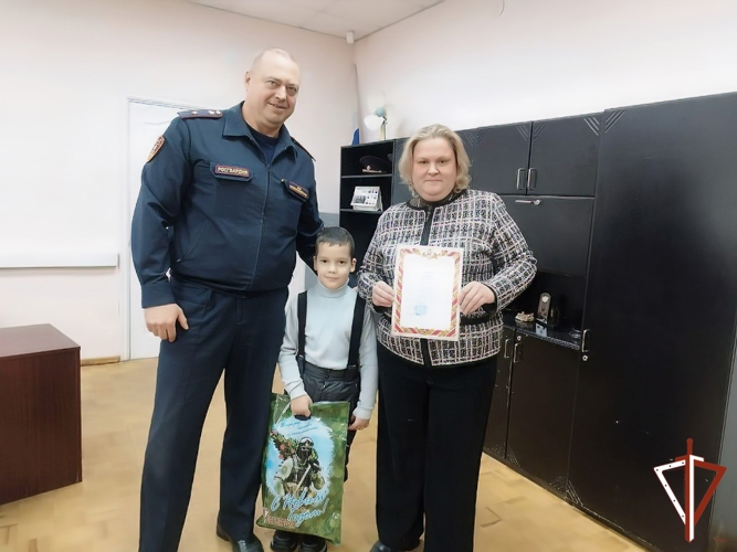 В Свердловской области проходят мероприятия в рамках акции Росгвардии «Безопасный Новый год»