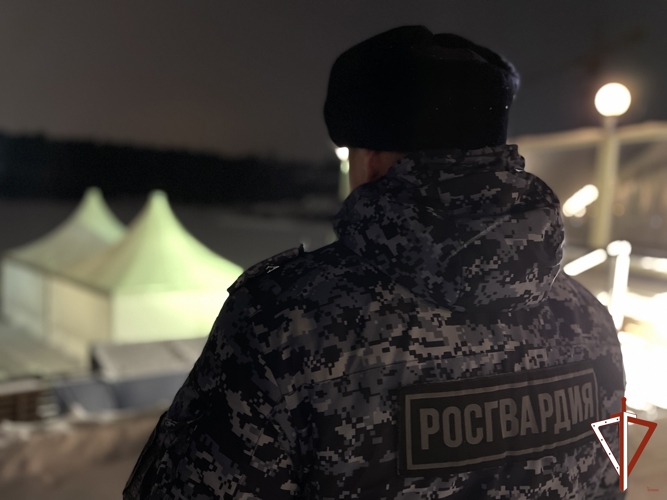 В Свердловской области сотрудники Росгвардии приняли участие в обеспечении охраны общественного порядка во время празднования Крещения Господня