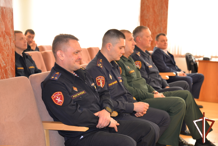 В Екатеринбурге прошло торжественное мероприятие, посвященное Дню образования подразделений государственного контроля и лицензионно-разрешительной работы Росгвардии