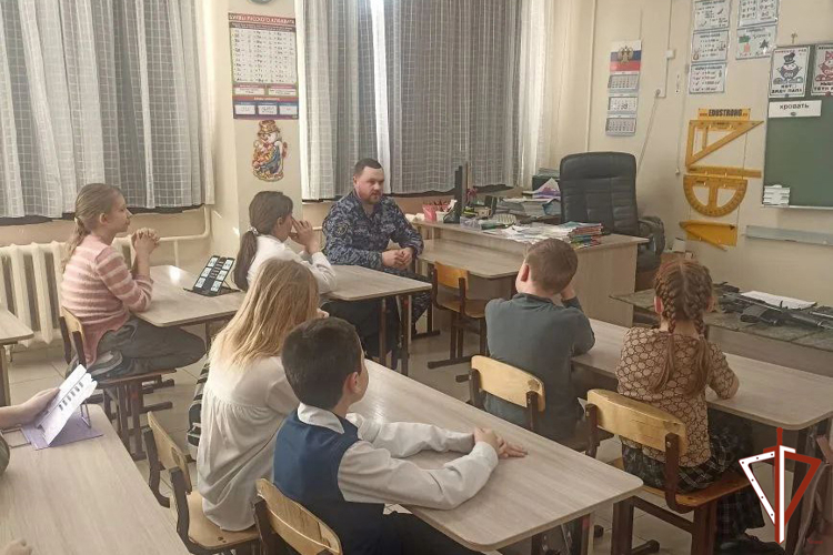 Патриотические мероприятия Росгвардии, посвященные юбилею ведомства, состоялись в Свердловской области