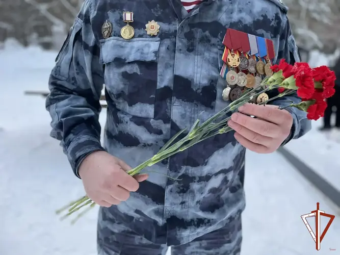 В Екатеринбурге прошел День памяти сотрудников свердловского ОМОНа, погибших при исполнении служебных обязанностей