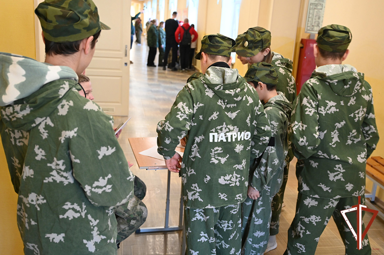 В Нижнем Тагиле состоялась военно-спортивная игра «Зарница – Всегда на страже», посвященная предстоящему 10-летию Росгвардии